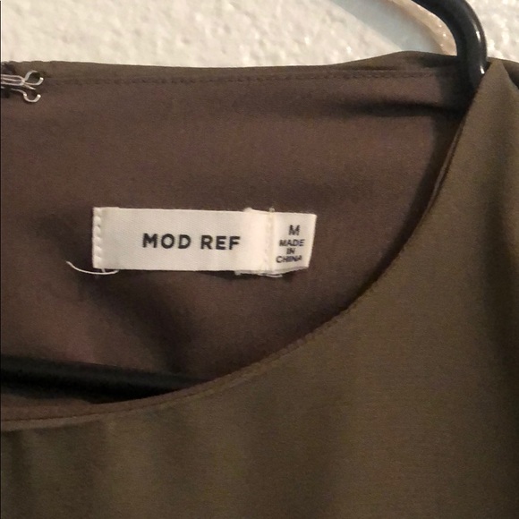 Clad & Cloth dress - Picture 4 of 4